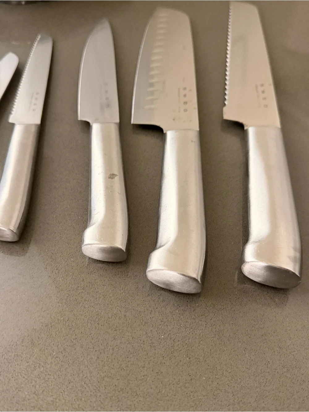 Smeg white knife